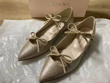 DIANA 골드 스틸레토 펌프스