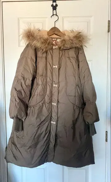 프랑슈리페 M 사이즈 다운 코트 퍼