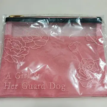 A Girl & Her Guard Dog 파우치