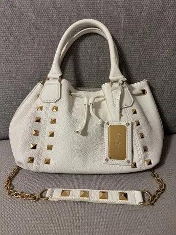 사만다 타바사 디럭스 화이트 가죽 숄더백 스터드 포함