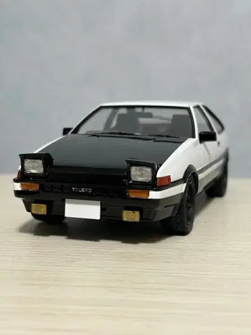 이니셜 D 도요타 AE86 1/24 프라모델 완성품