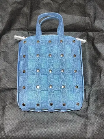 TALLI 탈리 데님 스터드 크로스 숄더백