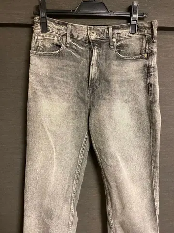 upper hights 데미지 가공 슬림핏 데님 팬츠 그레이 24