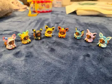 이브이 피규어 세트 8개