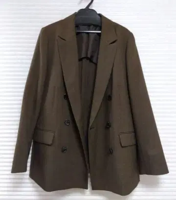 아오야마 양복 앵커우먼 더블 브레스트 팬츠 수트 브라운