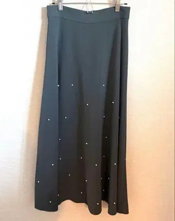 펄 도트 스커트