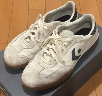 CONVERSE 아이보리 스니커즈 컨버스 란스터 화이트