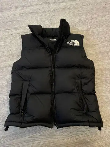 THE NORTH FACE 블랙 눕시 다운 베스트 L 사이즈