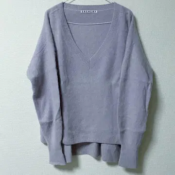 시너리 라쿤 니트 V넥 퍼플 오버 사이즈 너구리 100