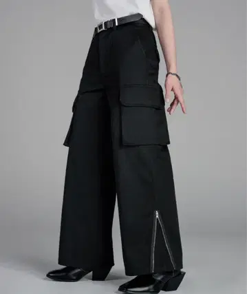 [ 새상품급 ] 아들러 카고 팬츠 플레어 팬츠 블랙 XS