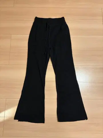 [ 새상품급 ] Mila Owen 블랙 플레어 팬츠 사이즈 0