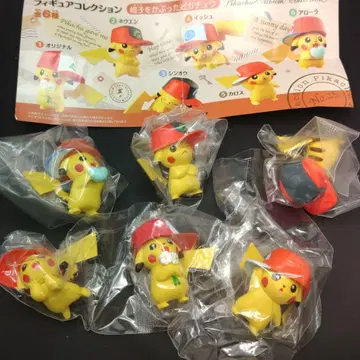 피규어 컬렉션 모자를 쓴 피카츄 포켓몬