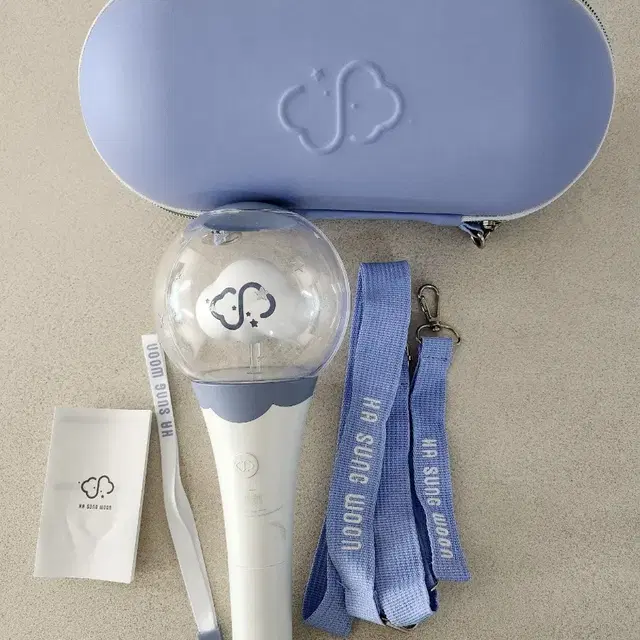 하성운 공식 응원봉 파우치 일괄판매