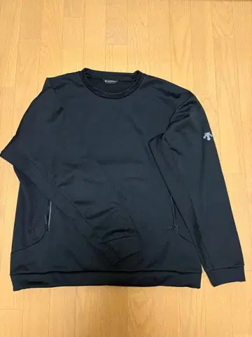 DESCENTE 맨투맨 ALLTERRAIN 81