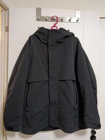 UNIQLO +J 질 샌더 콜라보 유니클로 다운 자켓 L 사이즈 블랙