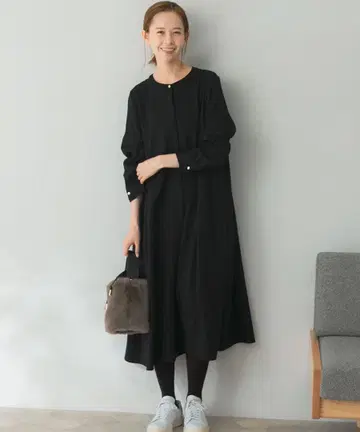 A라인 턱 원피스 어반리서치 로쏘 블랙 FREE