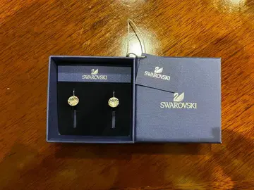 Swarovski 크리스탈 드롭 귀걸이 Bella