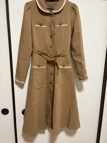 One anothe angelus 베이지 롱 코트