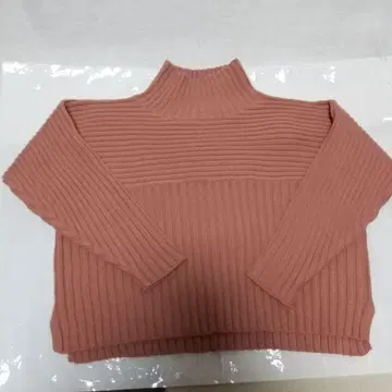 새상품급 로페피크닉 리브 절개 풀오버(38) 살몬 핑크