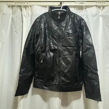 블랙 가죽 자켓