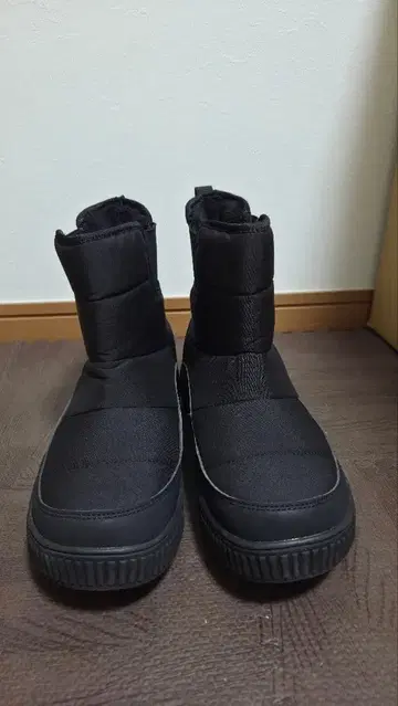 선착순! [ North Date ] 블랙 스노우 부츠 새상품급 M 사이즈