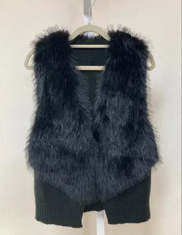 퍼 옷깃 슬리브리스 니트 베스트