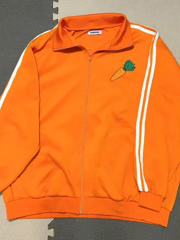 PUNYUS 푸뉴즈 당근 자수 오렌지 저지 사이즈 3