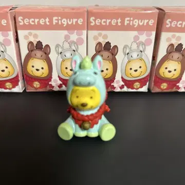 디즈니 스토어 푸우 시크릿 피규어 경자년 말