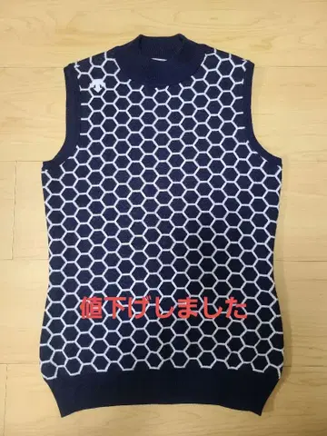 새상품급 데상트 골프 베스트 S