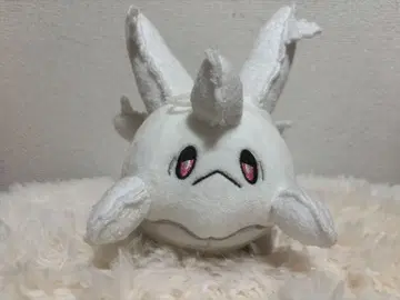 화이트 캐릭터 봉제 인형