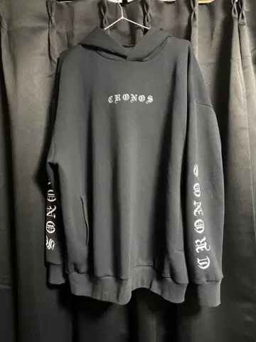 마사토 씨 착용 cronos 올드 로고 후드티