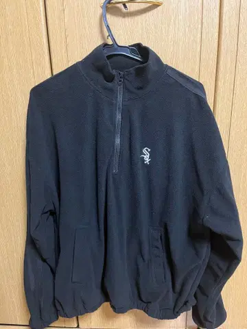 MLB 별주 하프 지퍼 플리스 라인 자켓