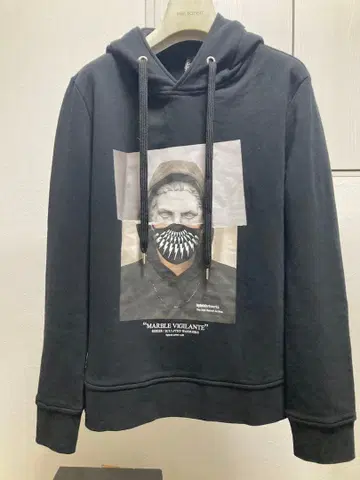 닐바렛 프린트 후드티 닐바렛 s