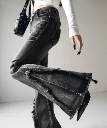 빈티지 라이크 프린지 스트레치 플레어 데님 / 블랙