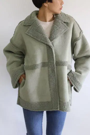 [ ZURI ] 무스탕 빅 칼라 코트 민트