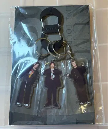 [ 새상품 ] Number_i 카라비너 포함 아크릴 키링