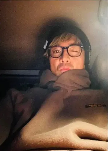 랏츠 rats 기무라 타쿠야 착용 후드티