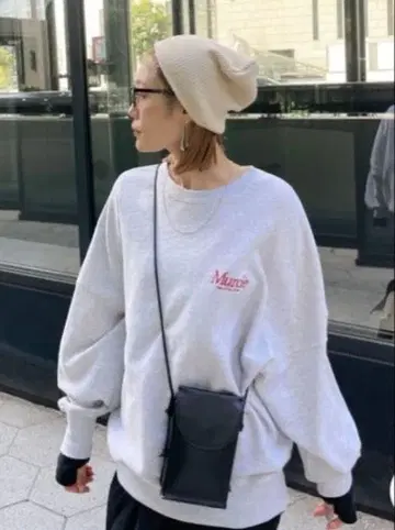 Muncie 로고 루즈 맨투맨 UNGRID