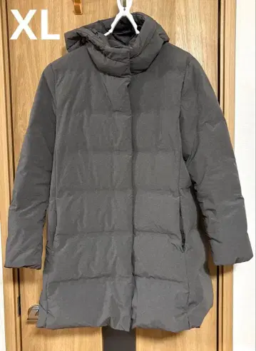 유니클로 UNIQLO 심리스 다운 코트 그레이 XL 420252