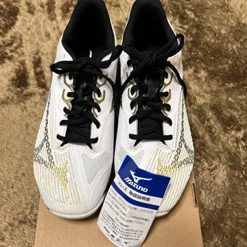 [ 미사용 새상품 ] 미즈노 테니스화 25.5cm