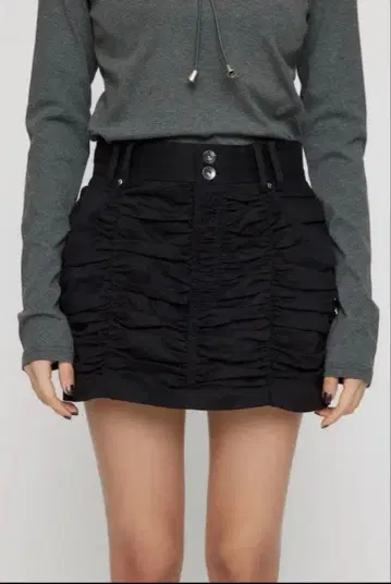 LAGUA GEM 쉬링 숏팬츠