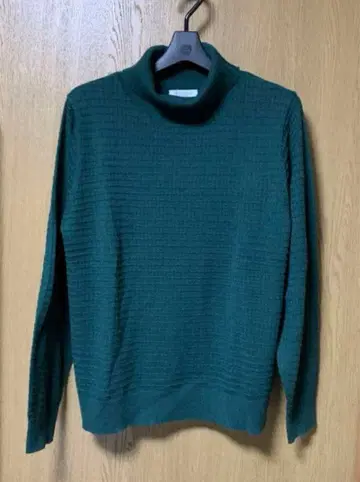 [ 새상품 ] BEAUTY&YOUTH 터틀 니트 다크 그린 프리 사이즈