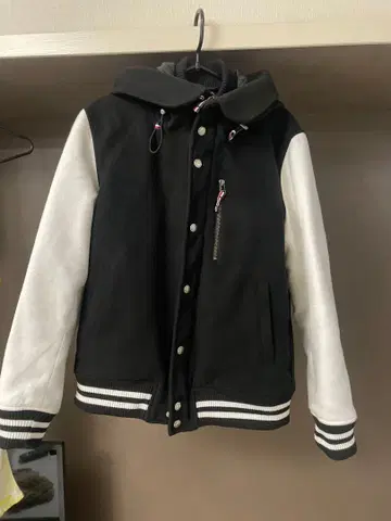 BEAMS HEART 후드 부착 점퍼 S 블랙/화이트