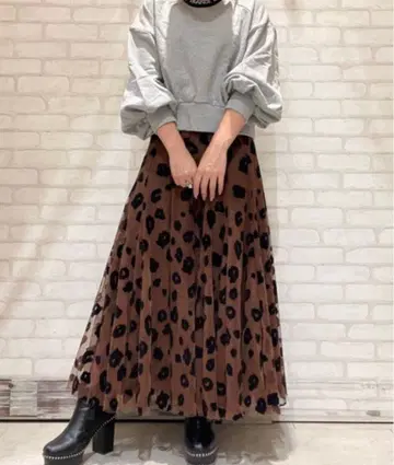 tranoi 트라노이 레오파드 무늬 샤샤 스커트