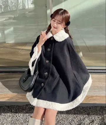 apres jour [ 아카챠스 콜라보 아이템 ] 인조 모피 판초 코트