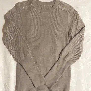 내추럴 뷰티 베이직*새상품급*펄 긴팔 리브 니트 모카