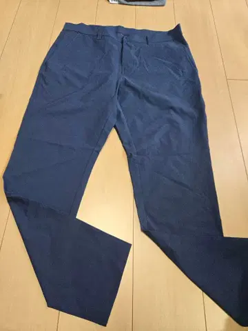 NEW ERA 네이비 골프 팬츠