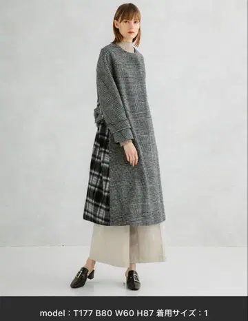 [ 새상품급 ] UNITED TOKYO 백체크 플레어 코트 그레이