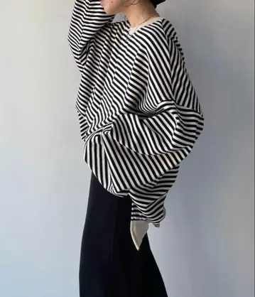 wee9s 오스미츠키 슈퍼 오버 맨투맨 프리 사이즈 보더