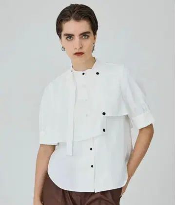 united tokyo 하프 타이 숏 볼륨 소매 블라우스